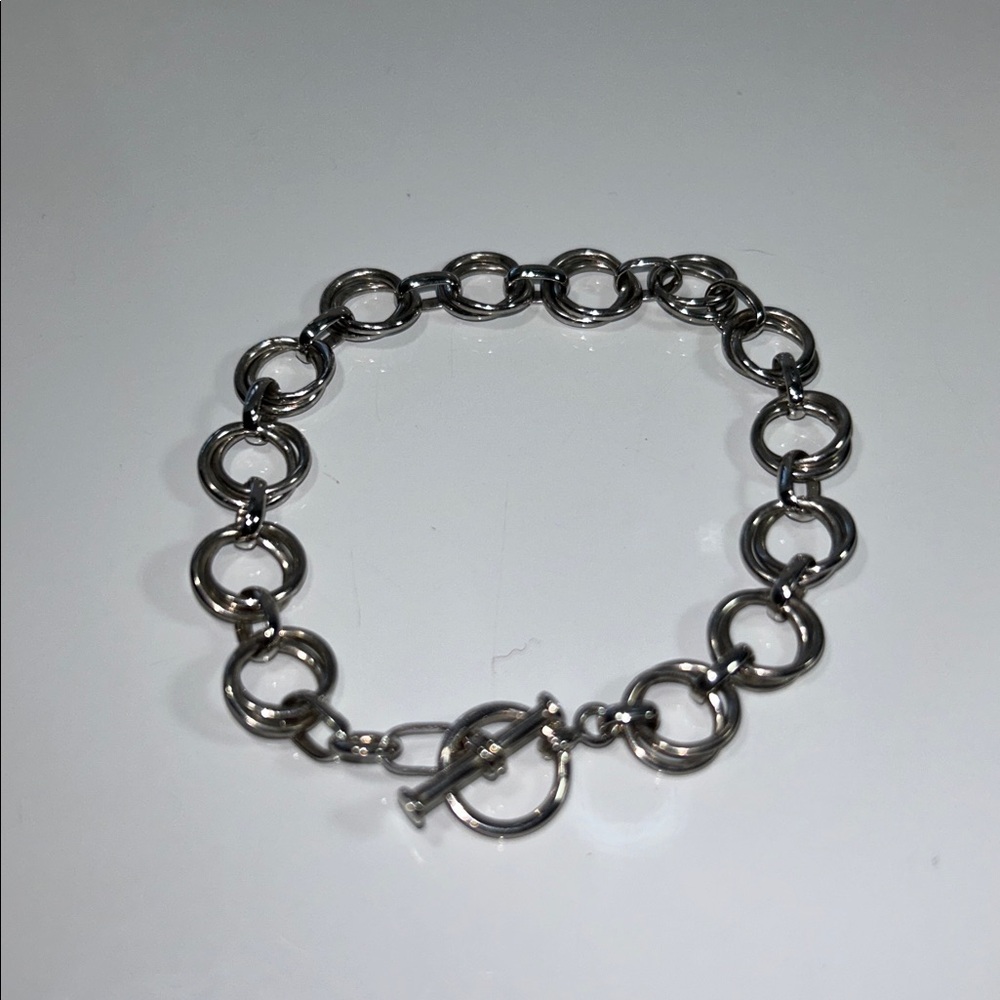 7.5” Sterling Silver Double Round Link Toggle Clasp Bracelet